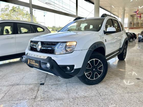 RENAULT DUSTER 2.0 DAKAR 4X4 16V FLEX 4P MANUAL RENAULT DUSTER 2.0 DAKAR 4X4 16V FLEX 4P MANUAL